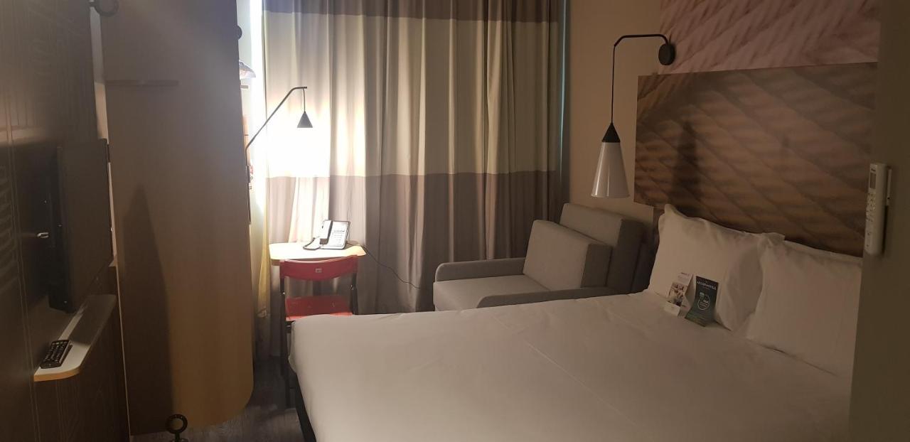 Ibis Carlos Barbosa Luaran gambar